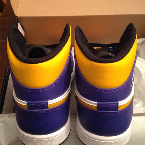 Air Jordan 1 Mid Men's Concord/White/Black/Taxi Sneakers -USA Size:11.5- NIB - Picture 3 of 14